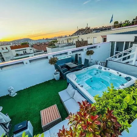 Apartment Skygarden - Luxury Penthouse With Private Jakuzzi Gym Sauna